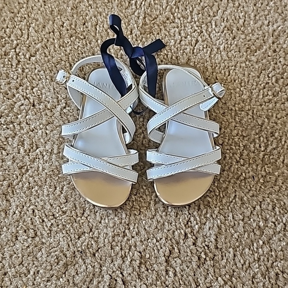Janie and Jack White Metallic Trim Sandal Size 5